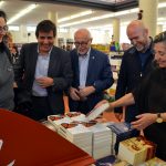 Inauguració de la 39a Fira del Llibre. Míriam Riera, Xavier Fonollosa, Francesc Querol, Sergi Corral i Isona Passola